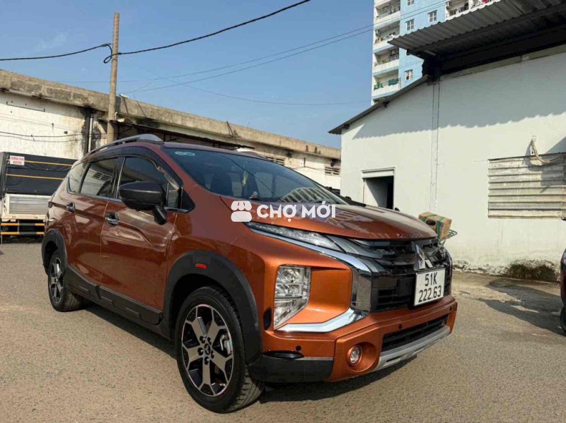 Mitsubishi Xpander Cross xe gia đình đang sd