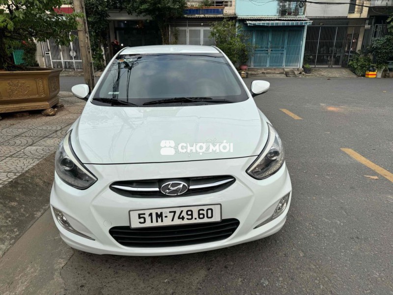 Hyundai Accent Blue 2015 1.4 MT - 130000 km