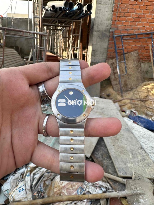 Đồng hồ chính hãng