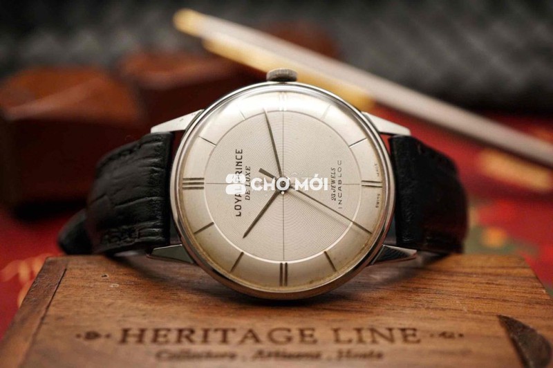 Đồng hồ Loyal Prince De Luxe Thuỵ Sỹ