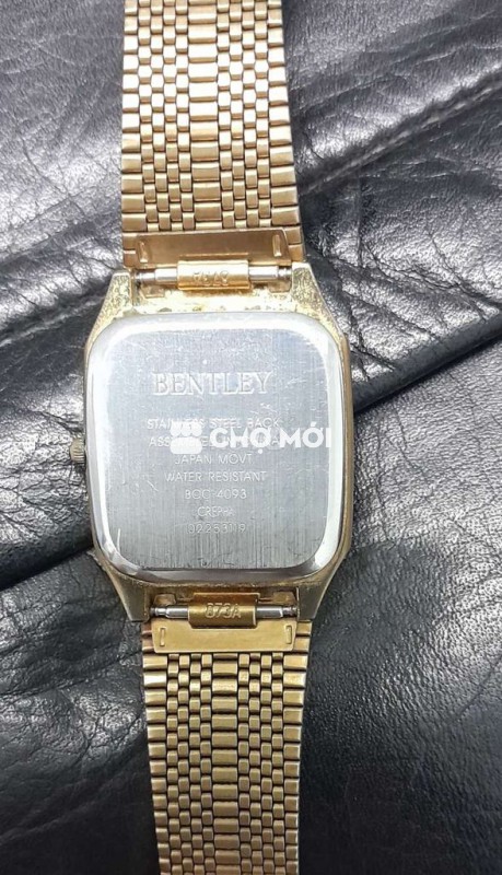 Đồng hồ lắc kê vàng