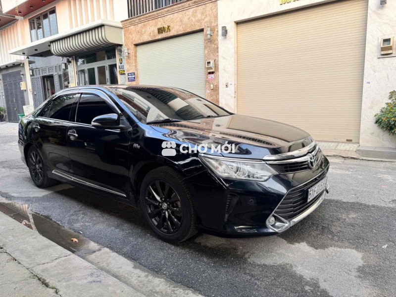 Toyota Camry 2.5Q 2015