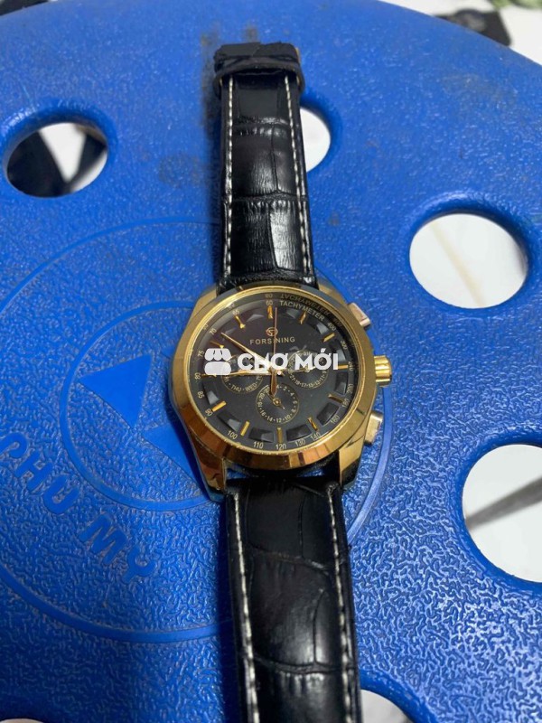 đồng hồ cơ tự động