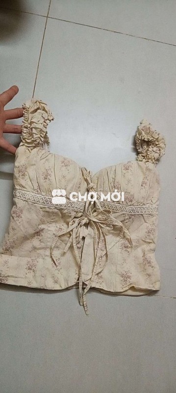 Áo kiểu hoa cột dây trước ngực có mút ngực 👇