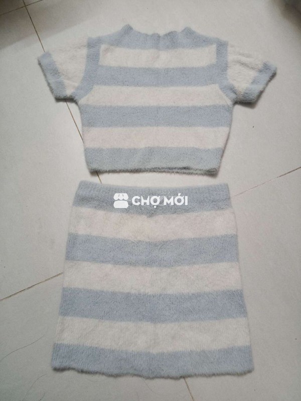 Set len lông S-M vừa độ mới ok ạ