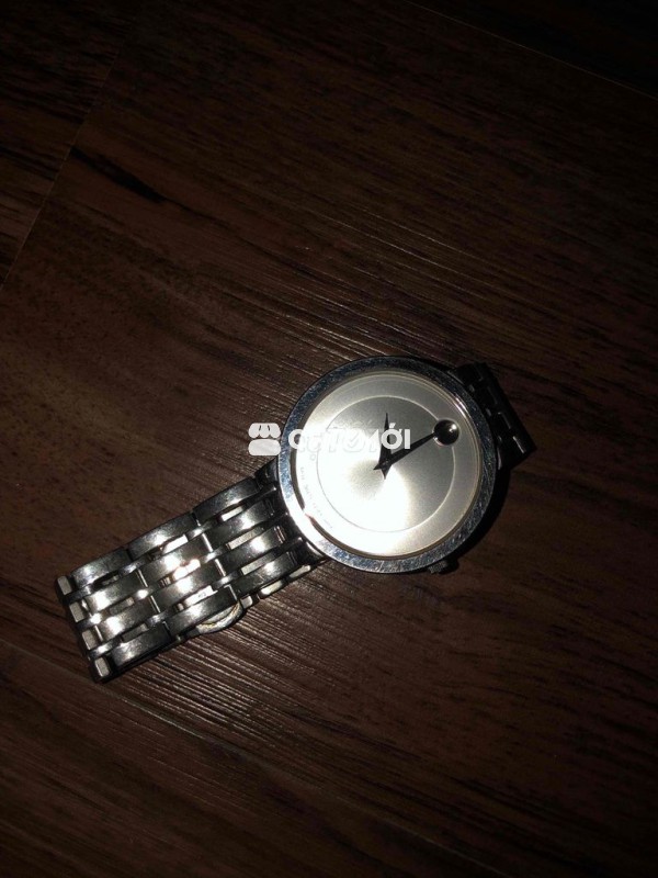 Đồng hồ Movado Kim loại Bạc