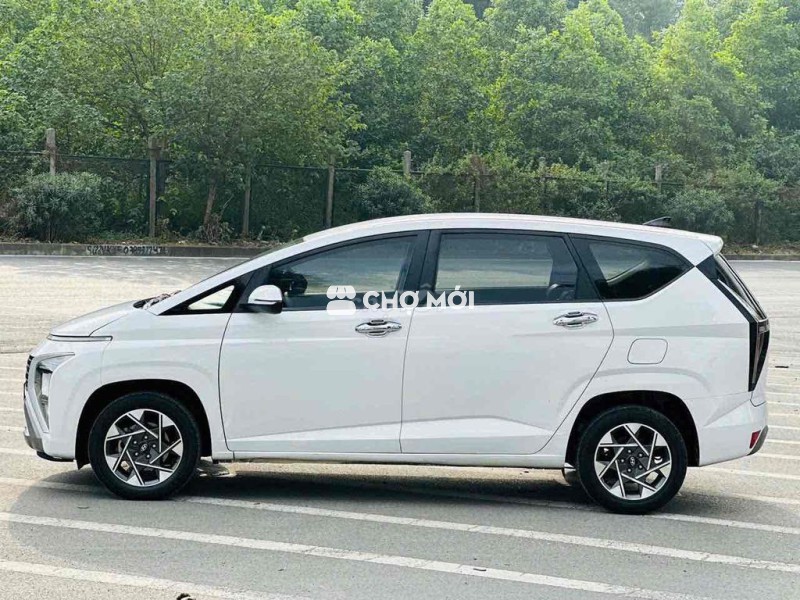 Hyundai Stargazer 2022 1.5AT Trắng