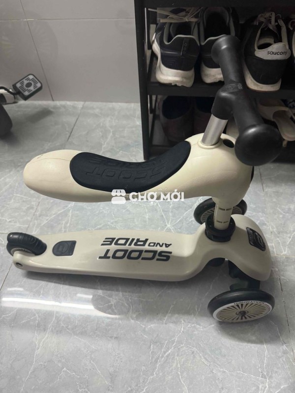 Xe Scooter Scoot and Ride Highwaykick 1 Trắng kem