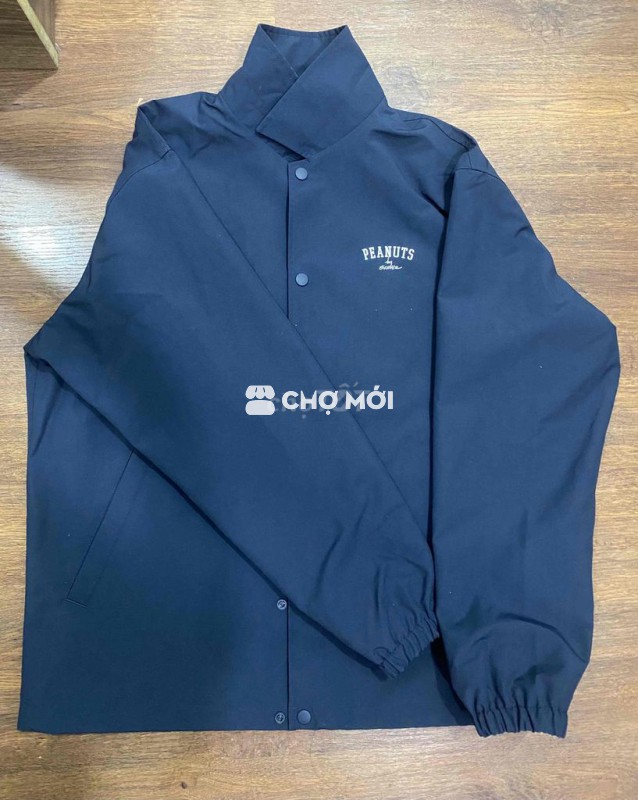 Áo khoác Uniqlo vải dù xanh navy