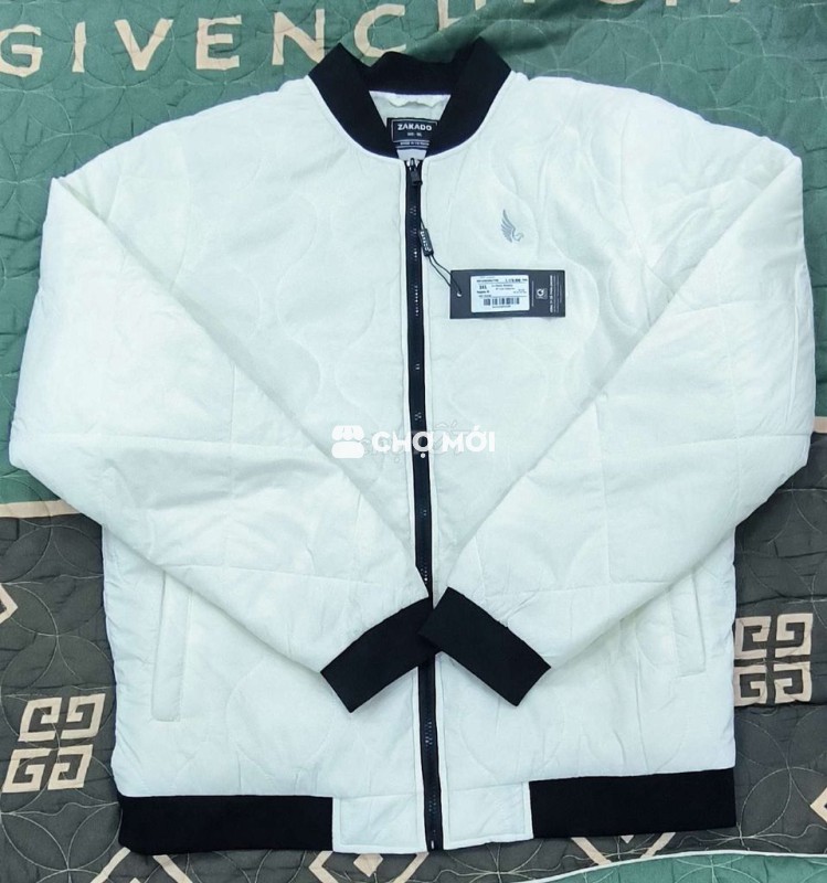 Áo bomber trắng size 3XL. Dưới 90kg mặc đẹp