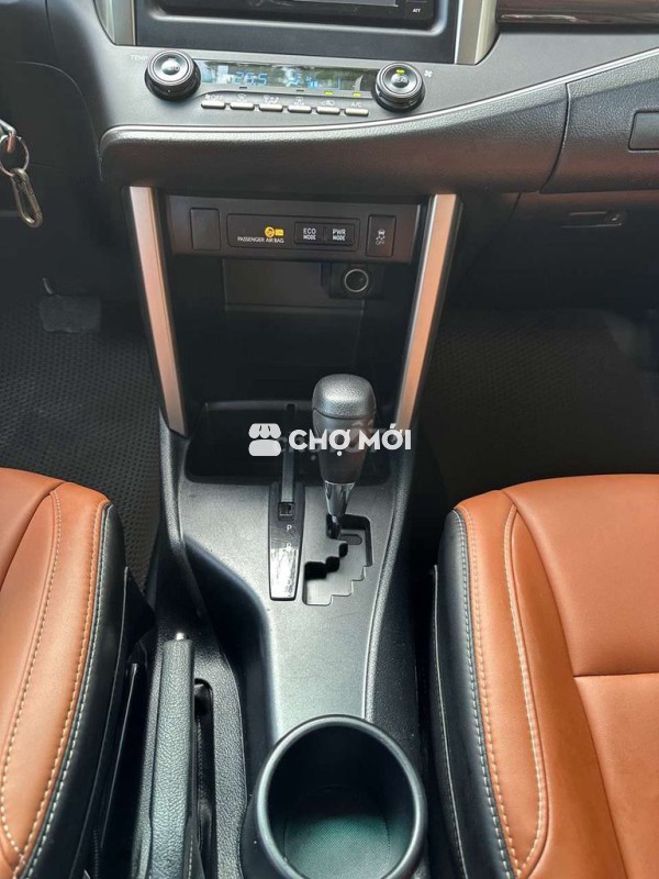 TOYOTA INNOVA 2.0G AT,2018,tự động,ZIN&ĐẸP 95%