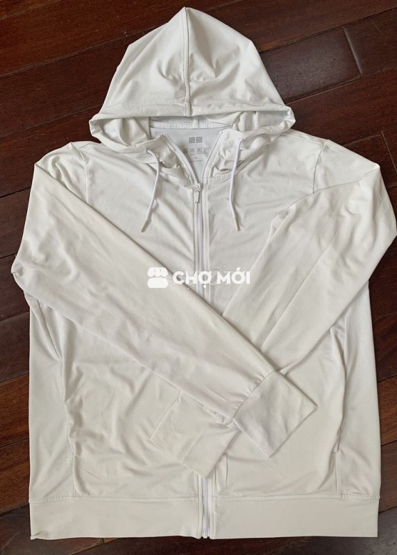 Áo khoác UNIQLO chính hãng 100%. Size L