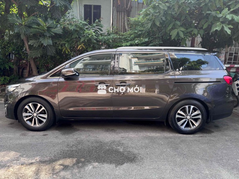 Kia Sedona bản full máy xăng BSTP