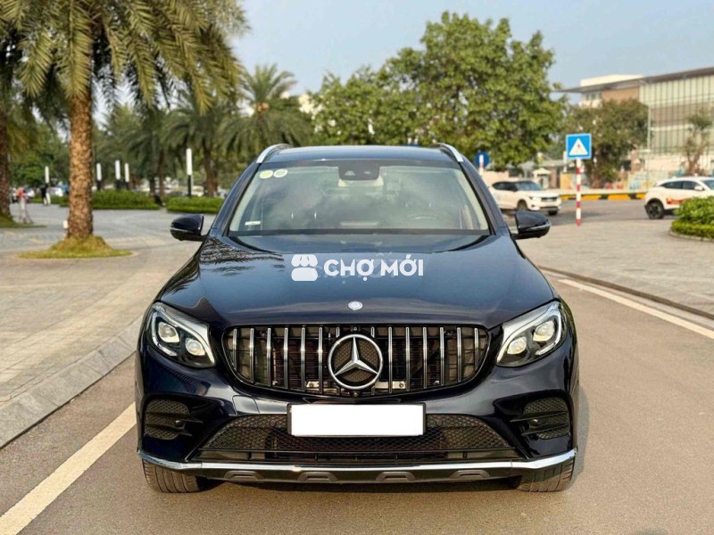 Mercedes GLC300 4Matic model 2018 màu xanh CVS