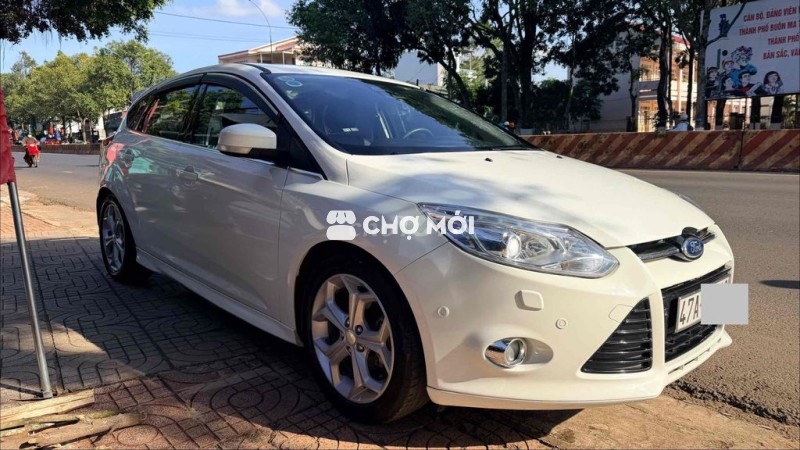 Focus 2013 bản S 2.0