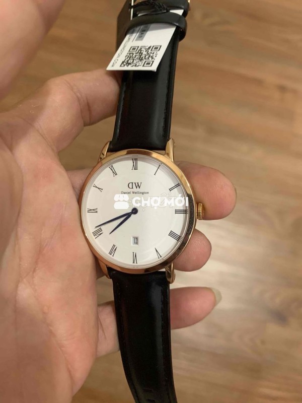 Đồng hồ Daniel Wellington DW Dây da