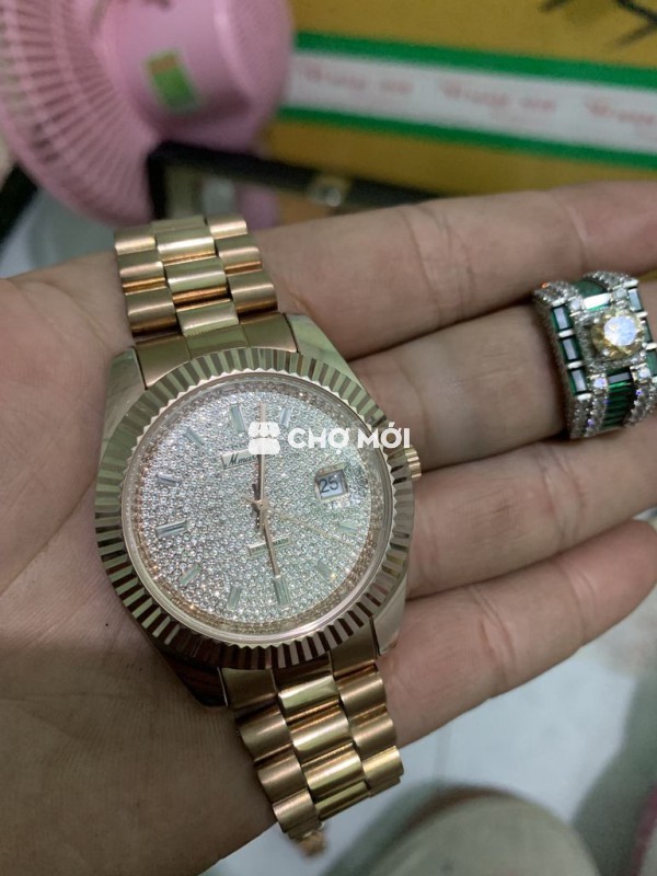 Đồng hồ đeo tay Kim loại Cơ Mới