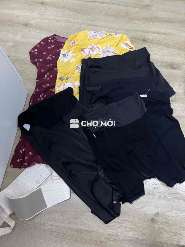 Combo quần áo bầu và đai bầu.