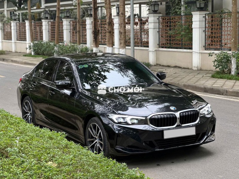 BMW 320i Sportline 2025 5000 km Đen