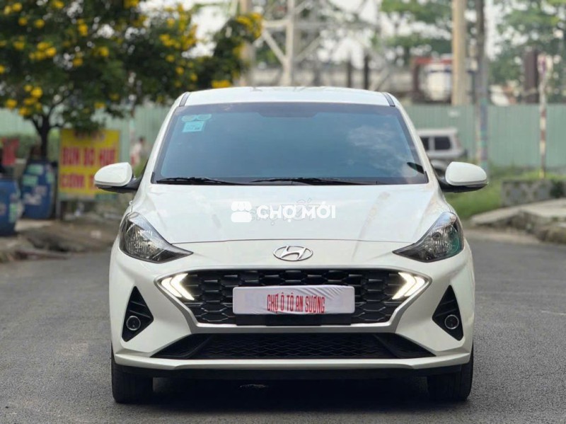 Hyundai Grand i10 số tự động 2023 màu trắng