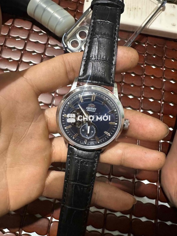 Đồng hồ Orient Nam kính sapphire