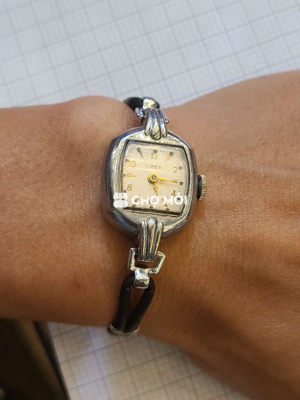 Đồng hồ Timex cơ cót