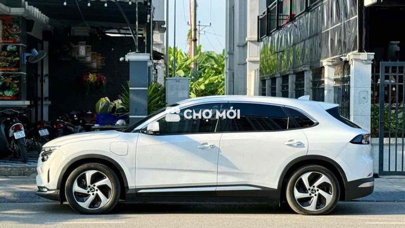 VinFast VF8 2025 Eco Giá Tốt Sẵn Xe