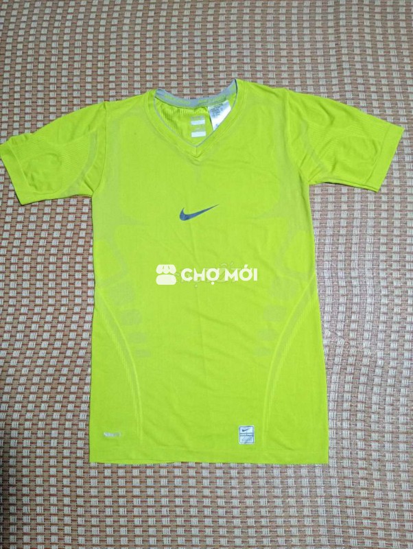 Áo thun nam thương hiệu NIKE from body size M