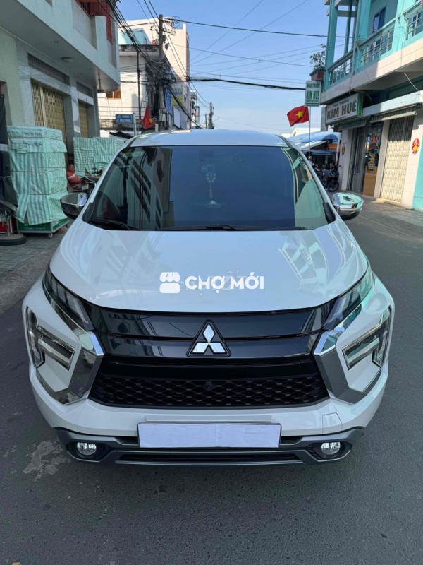 Mitsubishi Xpander premium 2025 Trắng 8000 km