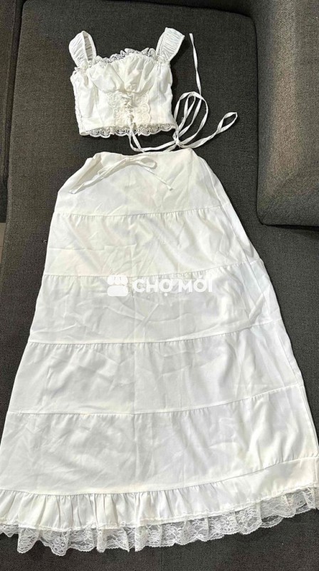 set trắng mặc chụp hình 1 lần