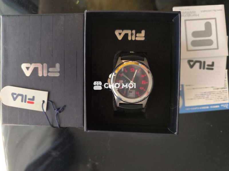 Đồng hồ thể thao fila.