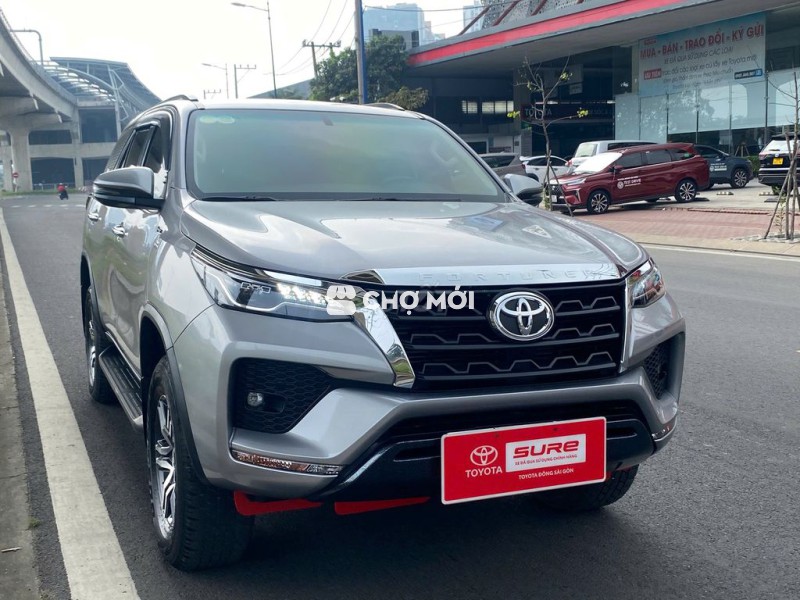 Fortuner Máy Dầu AT 2021,thương lượng KH thiện chí