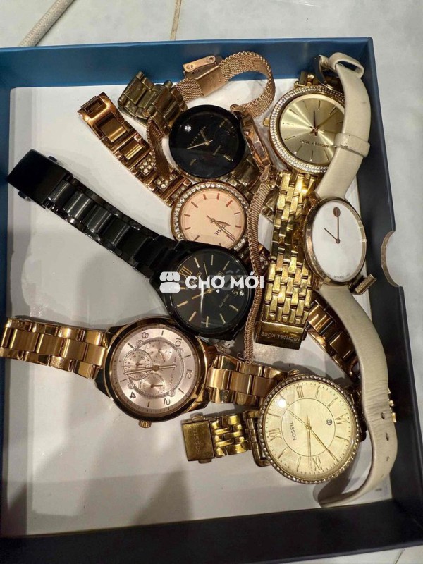 pass đồng hồ chính hãng hoạt động tốt