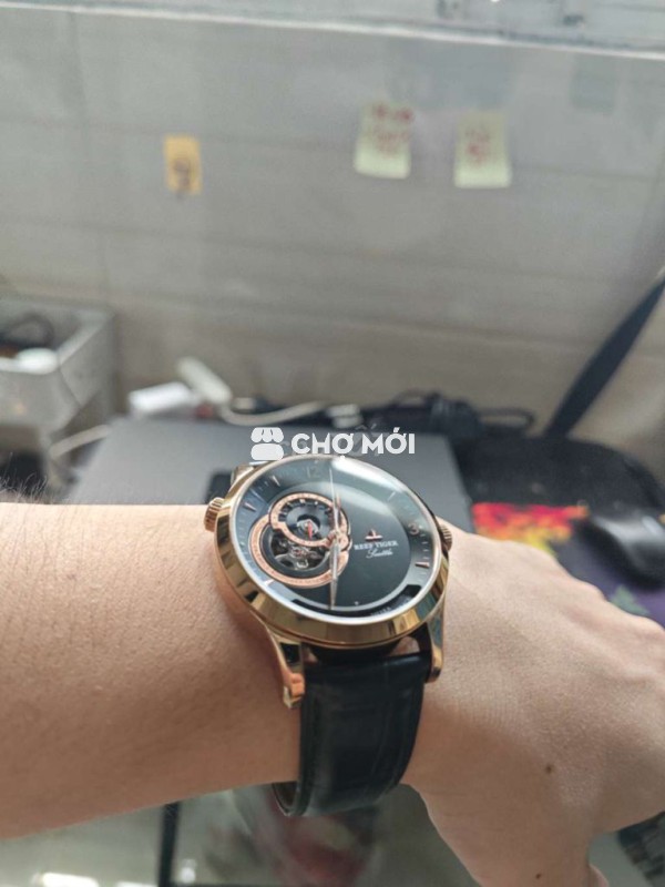 Đồng hồ Reef tiger máy Seiko, giờ GMT, open heart