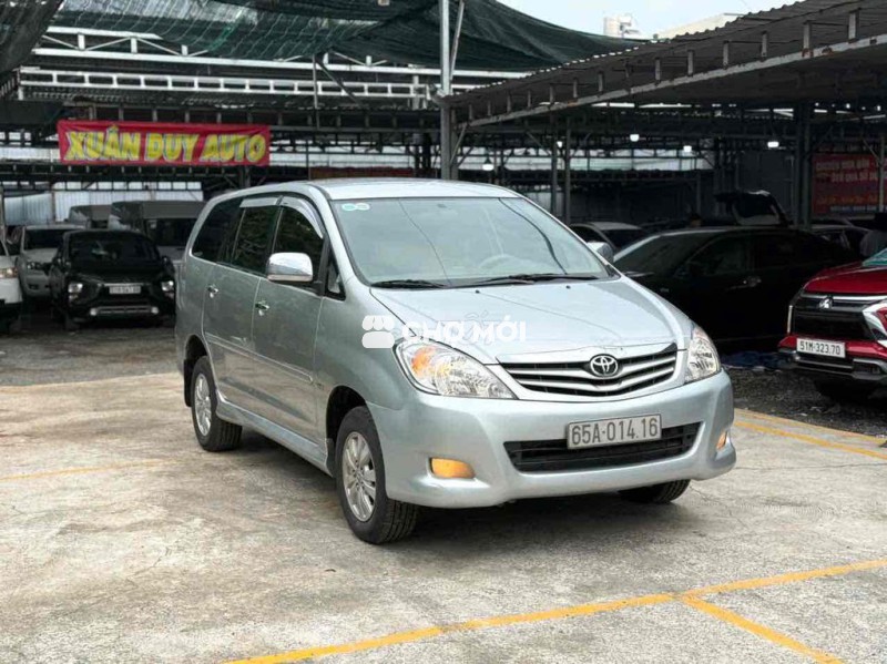 INNOVA 2.0G 2011 SỐ SÀN ,XE CHUẨN 18 vạn RẤT ĐẸP