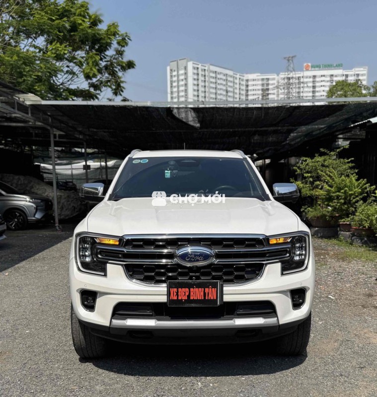 Ford Everest 2023 Titanium 2.0L 4x2 AT - 55000 km