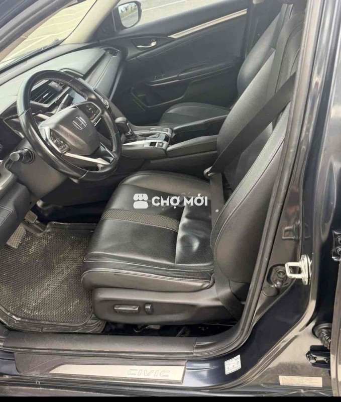 Honda Civic 2020 G 1.8 AT - 65000 km