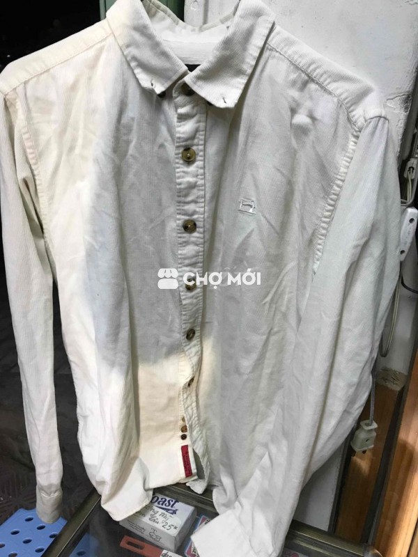 Áo sơ mi nhung tăm màu kem