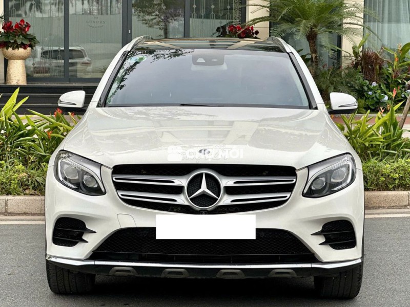 Mercedes GLC300 2017 model 2018
