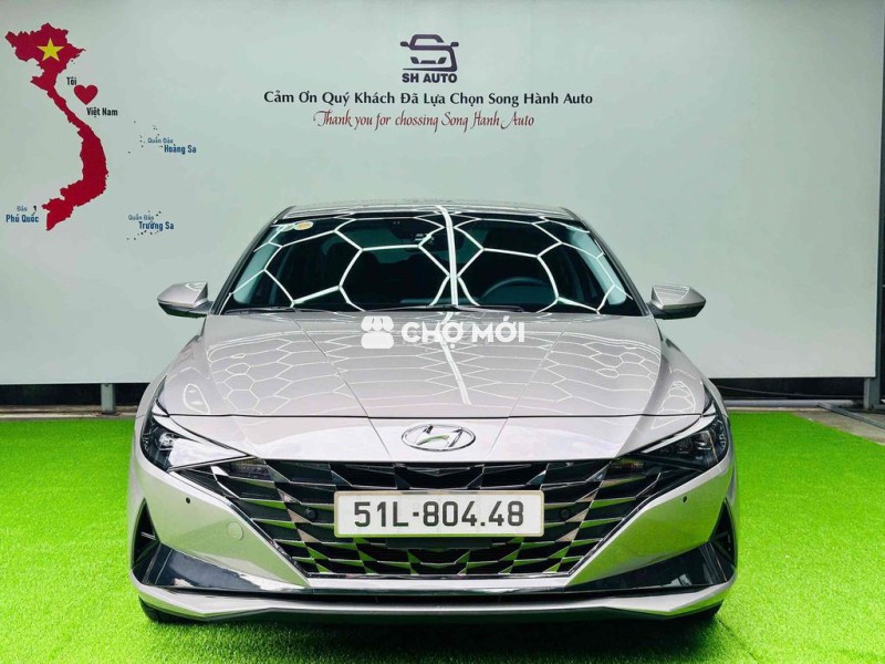 Hyundai Elantra 2025 2.0 AT Cao cấp - 2800 km