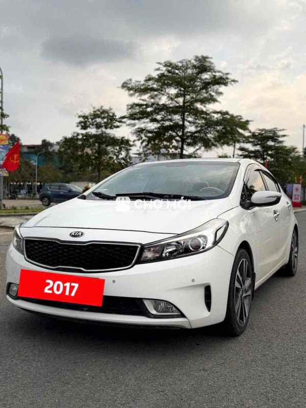 Kia Cerato 2017 1.6 AT  bản full