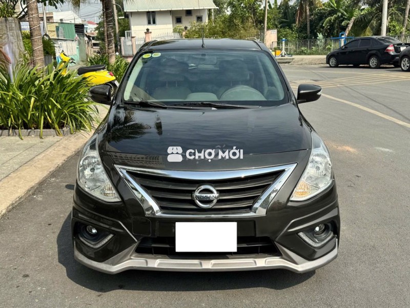Nissan Sunny XV Premium model 2019 Đen đẹp