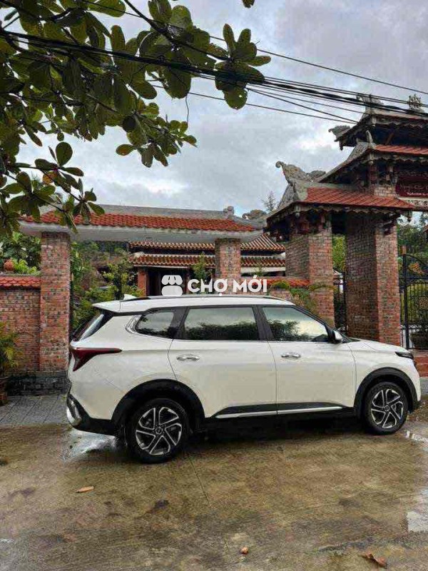 Kia Carens 2024 1.5G Luxury - 58500 km