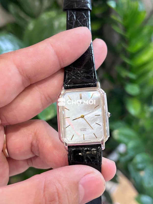 Đồng hồ Tank Bạc đúc