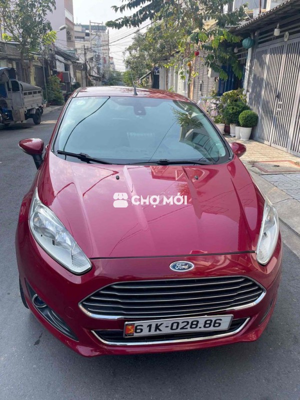 Ford Fiesta 2016 1.5 AT Titanium - 1212 km