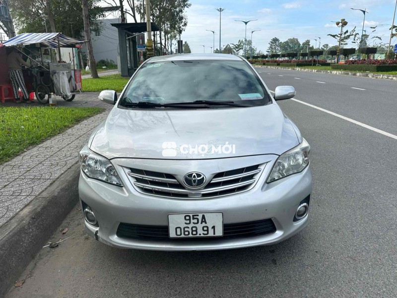 Toyota Altis 2011 1.8 Bạc