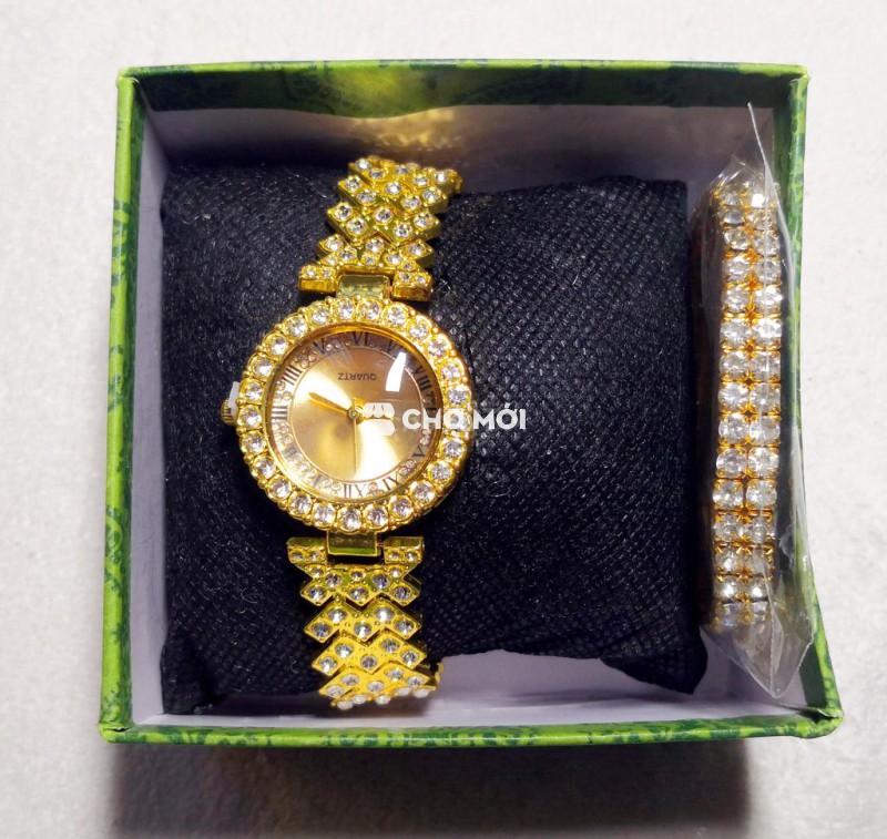 Bộ đồng hồ và vòng đeo