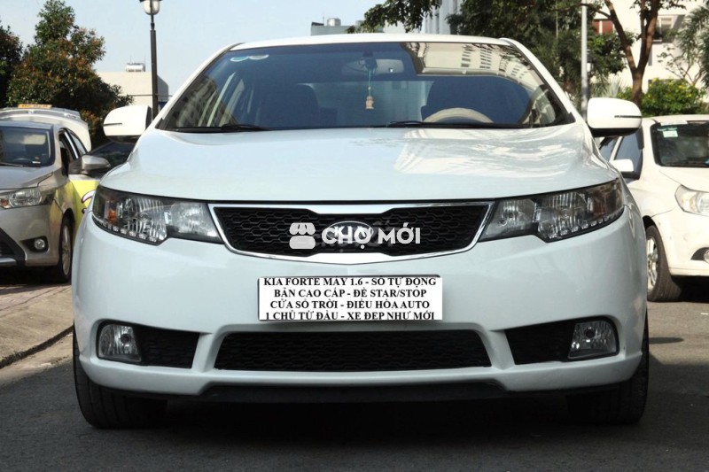 Kia Forte 1.6 AT 2013 bản full hộp số 6 cấp
