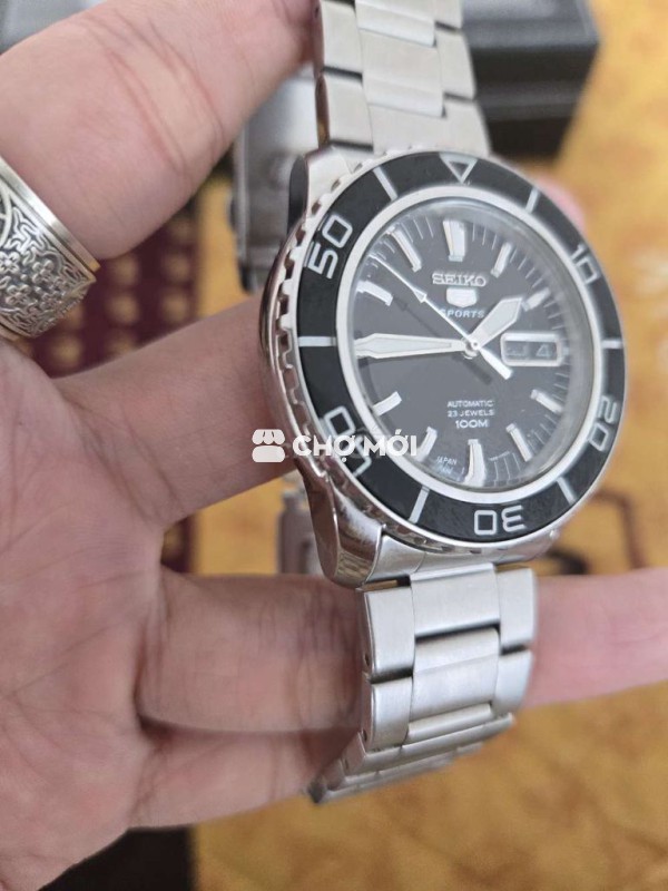 SEIKO 5 Sport