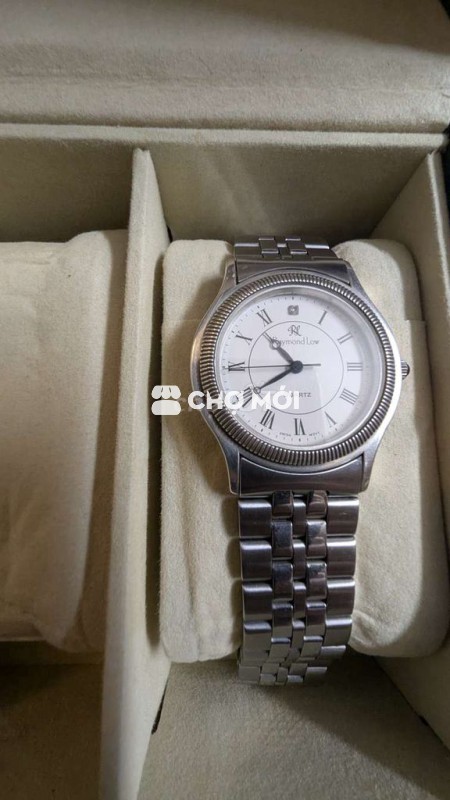 Đồng hồ đeo tay Raymond Low Nam Bạc đúc